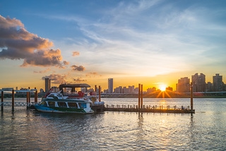 台北大稻埕夕陽