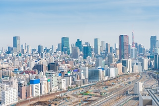 空拍鳥瞰, 藍天和東京城市景觀