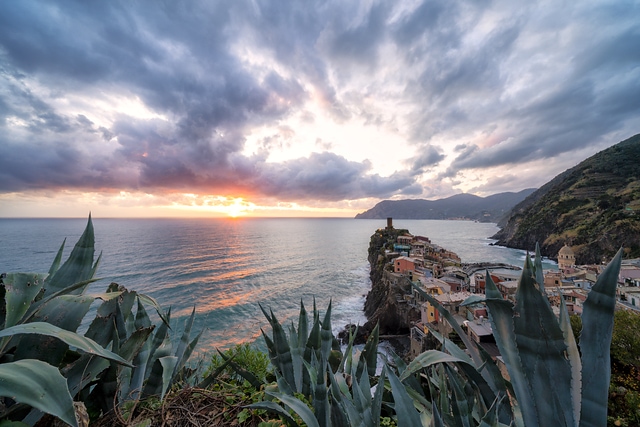 Liguria_CinqueTerre_VernazzaTramonto4053