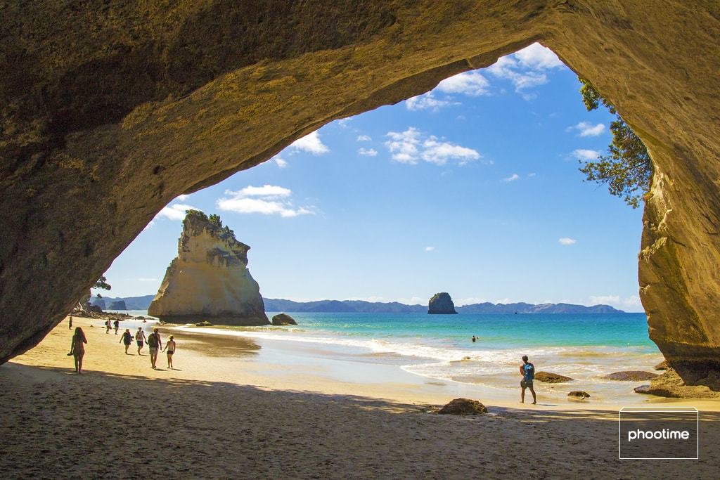 new zealand cathedral cove