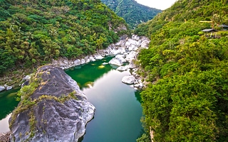 東河
