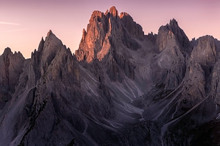 神秘山峰