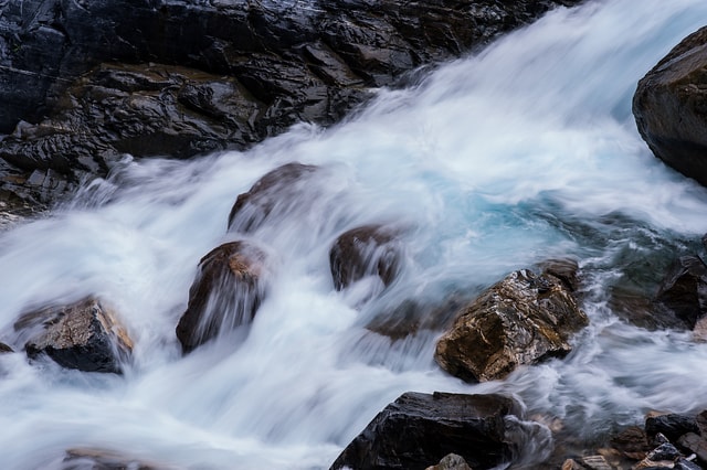 溪流
