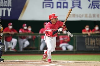 72 石翔宇